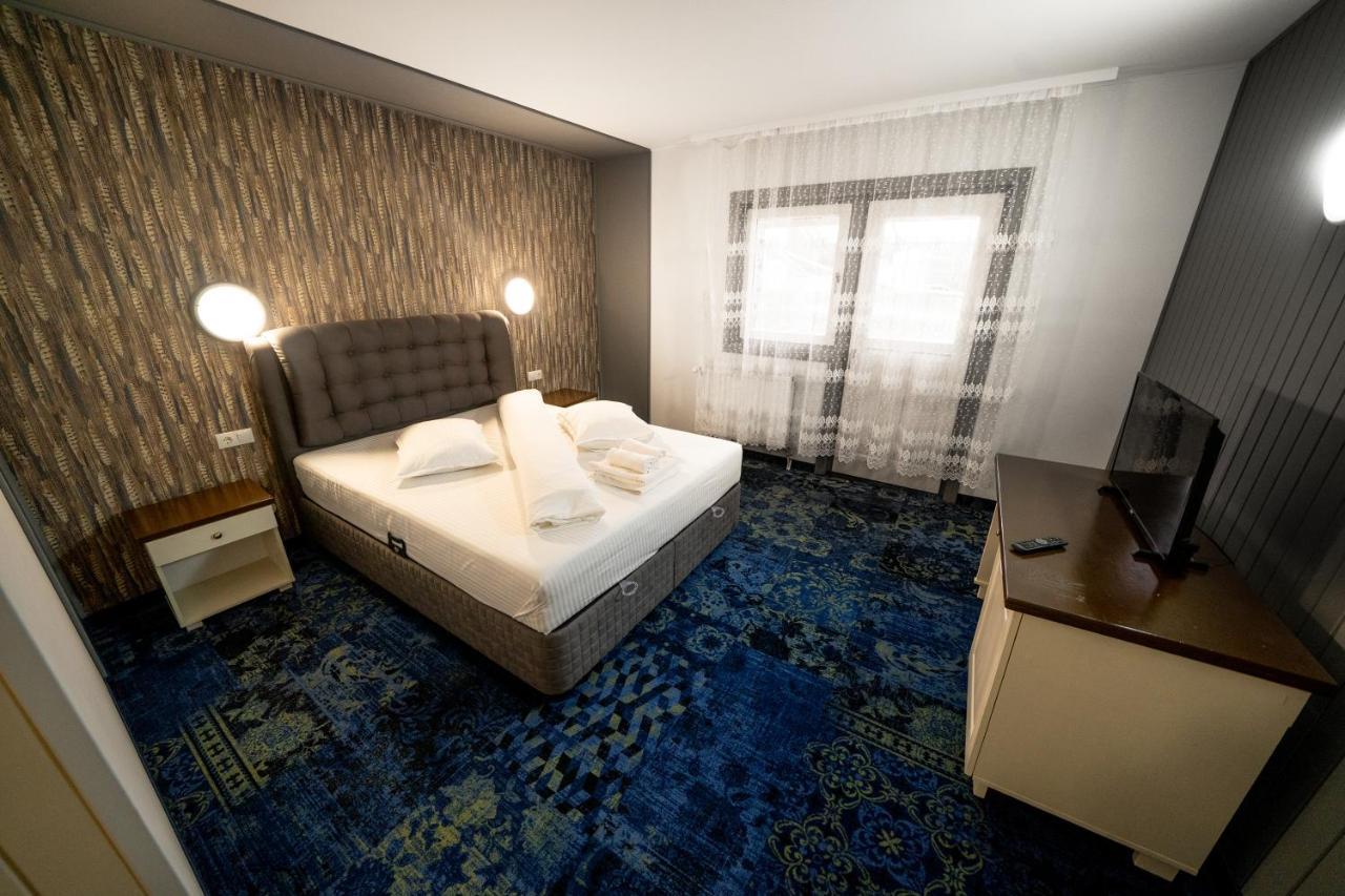Popas Turistic Transfagarasan Hotel Cartisoara Exterior photo