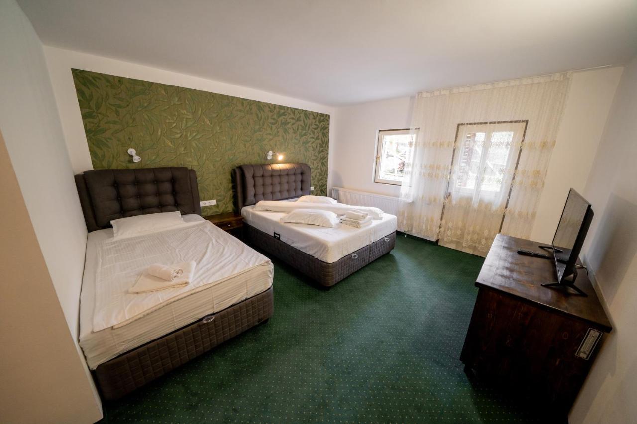 Popas Turistic Transfagarasan Hotel Cartisoara Exterior photo