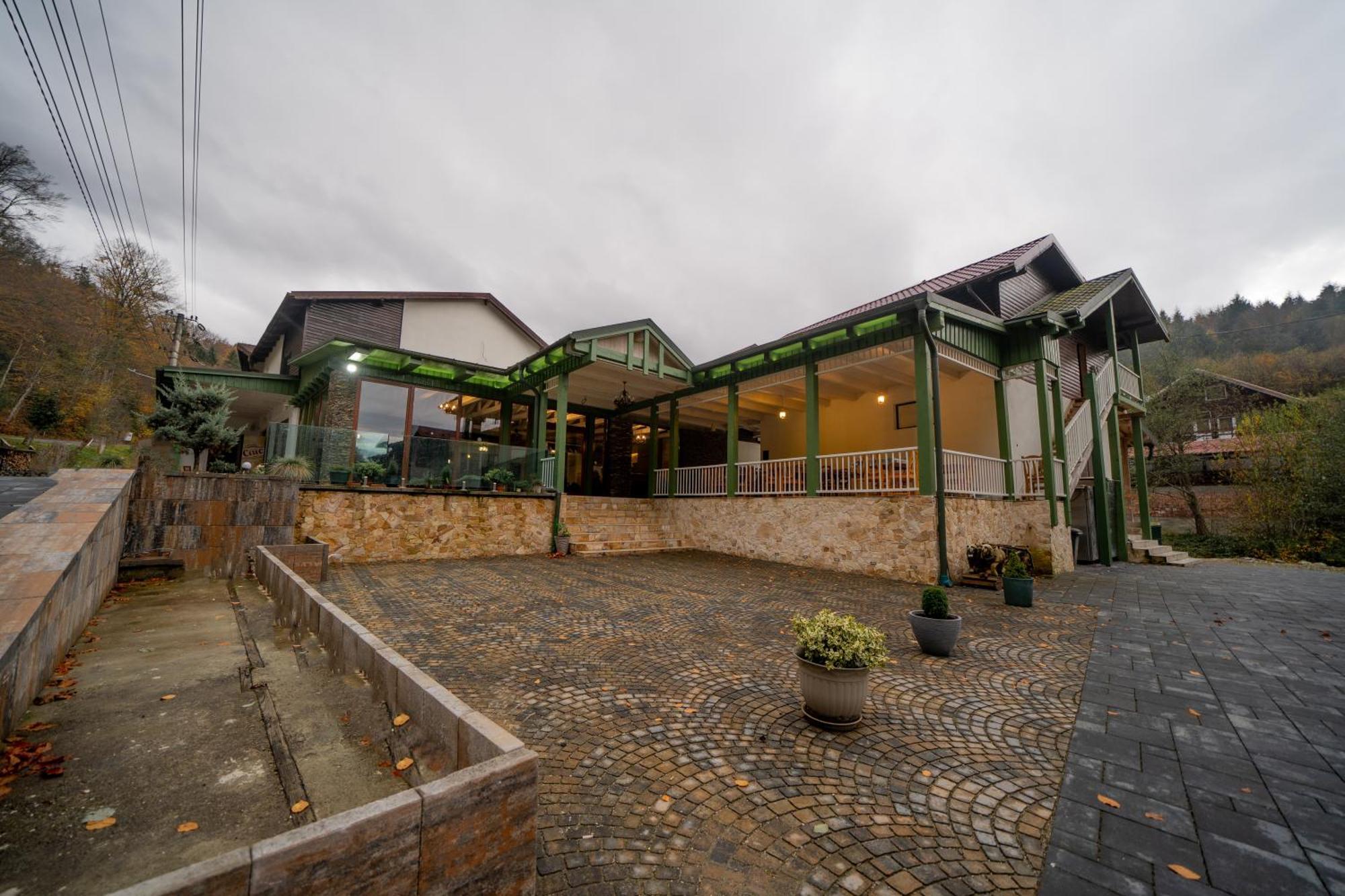 Popas Turistic Transfagarasan Hotel Cartisoara Exterior photo
